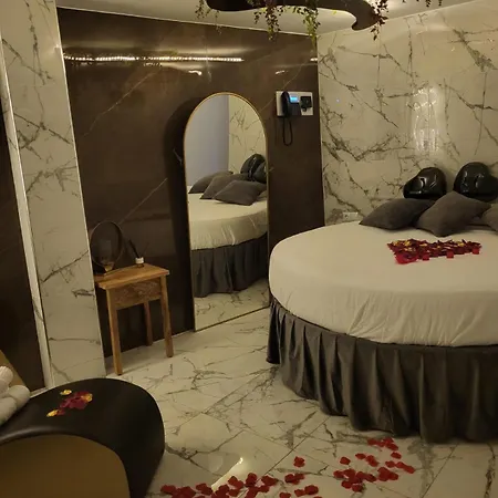 Utopia - Boutique Adultos Alicante