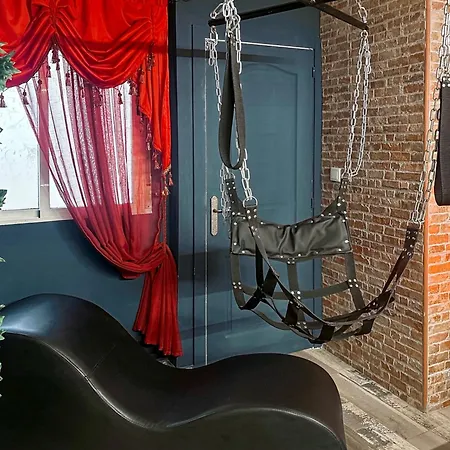 Guest house Utopia - Boutique Adultos Alicante