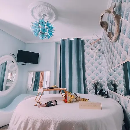 Utopia - Boutique Adultos Гостевой дом Аликанте