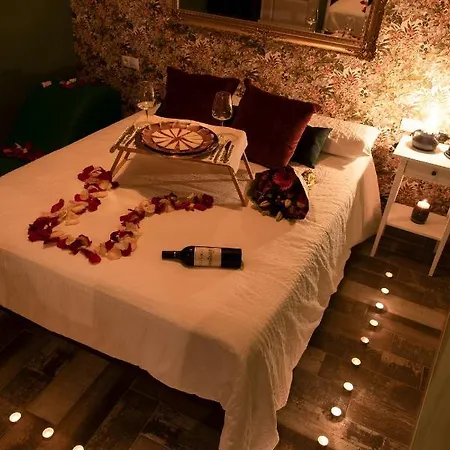 Utopia - Boutique Adultos Гостевой дом Аликанте