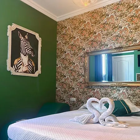 Utopia - Boutique Adultos Гостевой дом